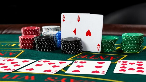 Đây là khoản vốn dùng để chơi bankroll poker. Kiểm soát khoản này giúp hạn chế rủi ro thua lỗ.Hãy đến Go88 casino trực tuyến  .